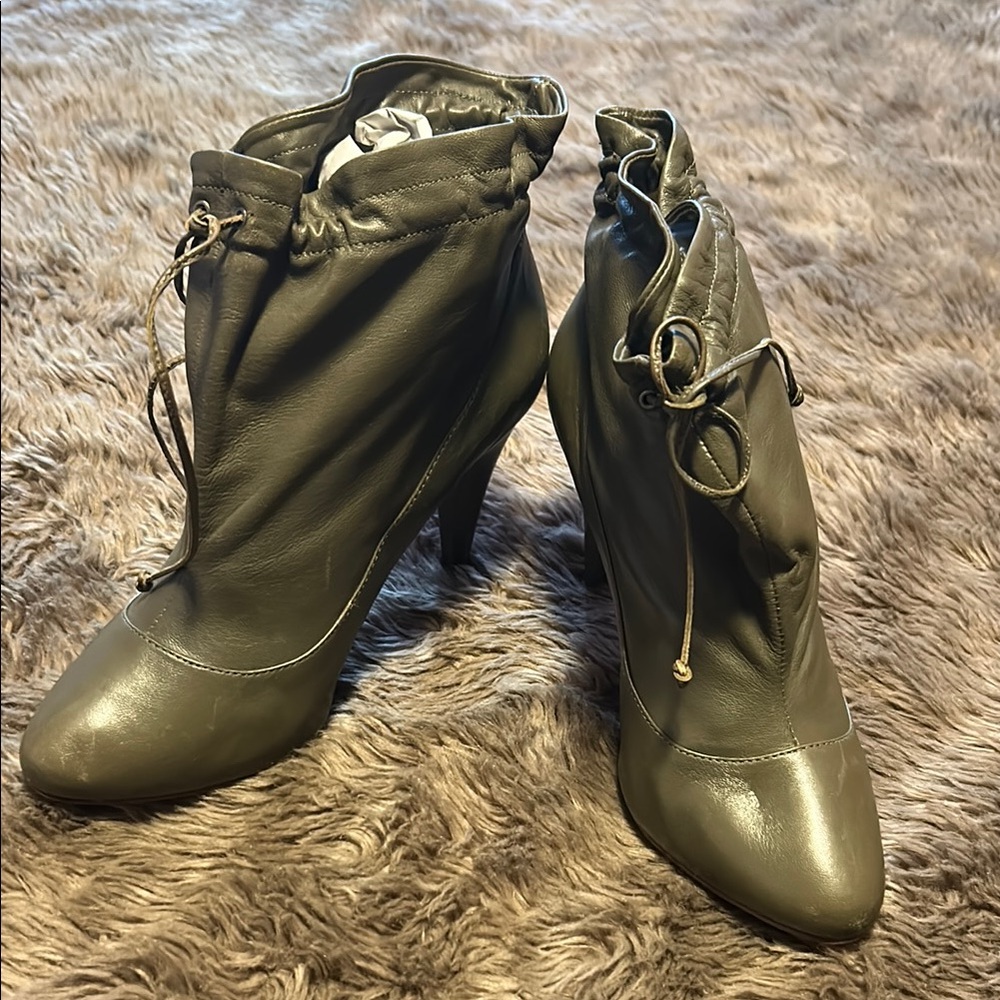 Stylish olive green  Women's Ankle Boots